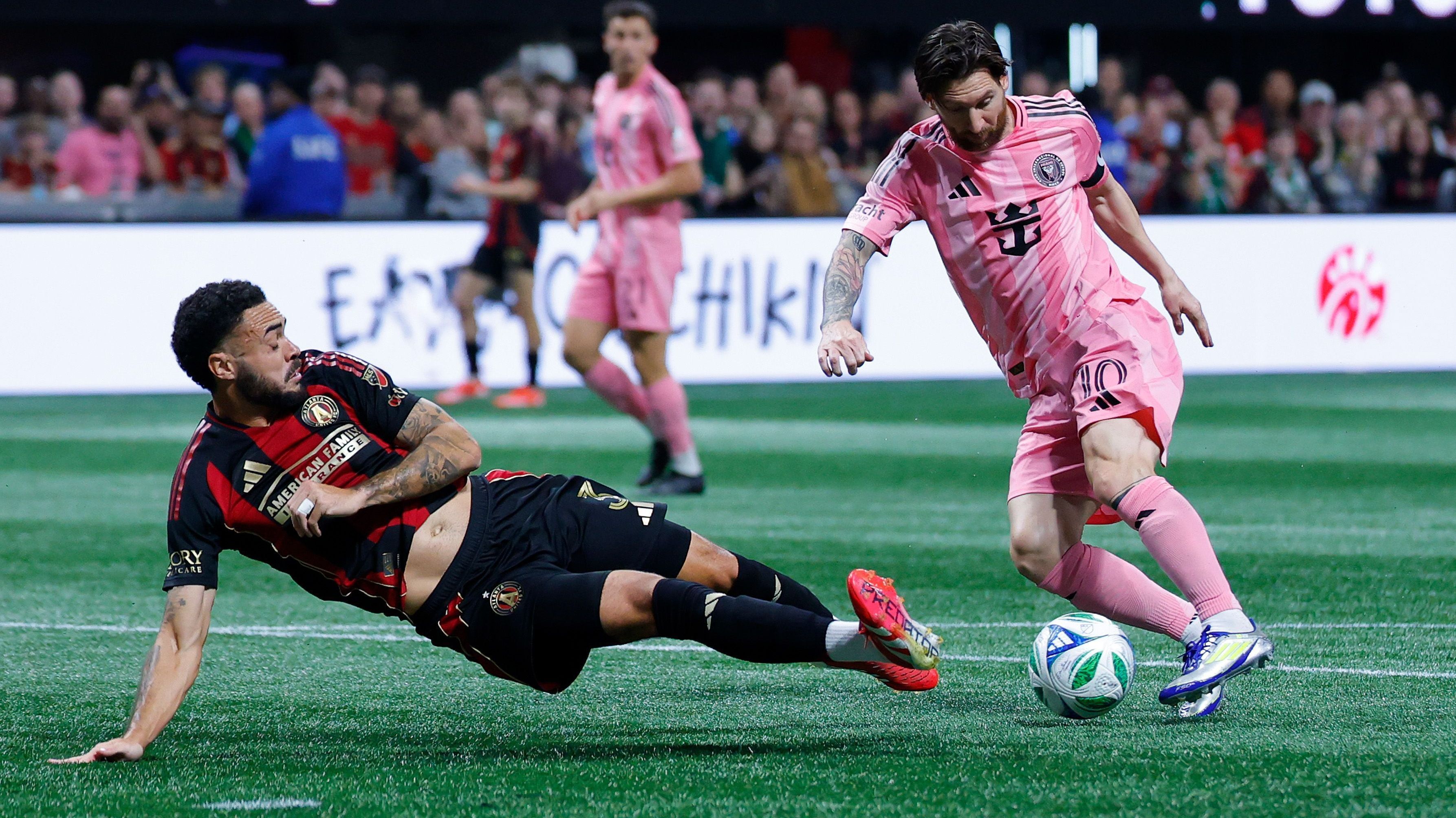 Messi deixa zagueiro e goleiro sentados em golaço pelo Inter Miami; veja