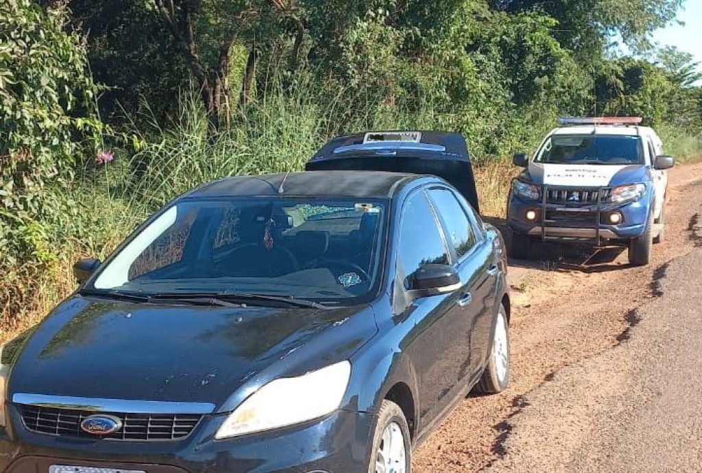 PM prende homem e apreende adolescente e recupera veículo roubado em Nova Xavantina